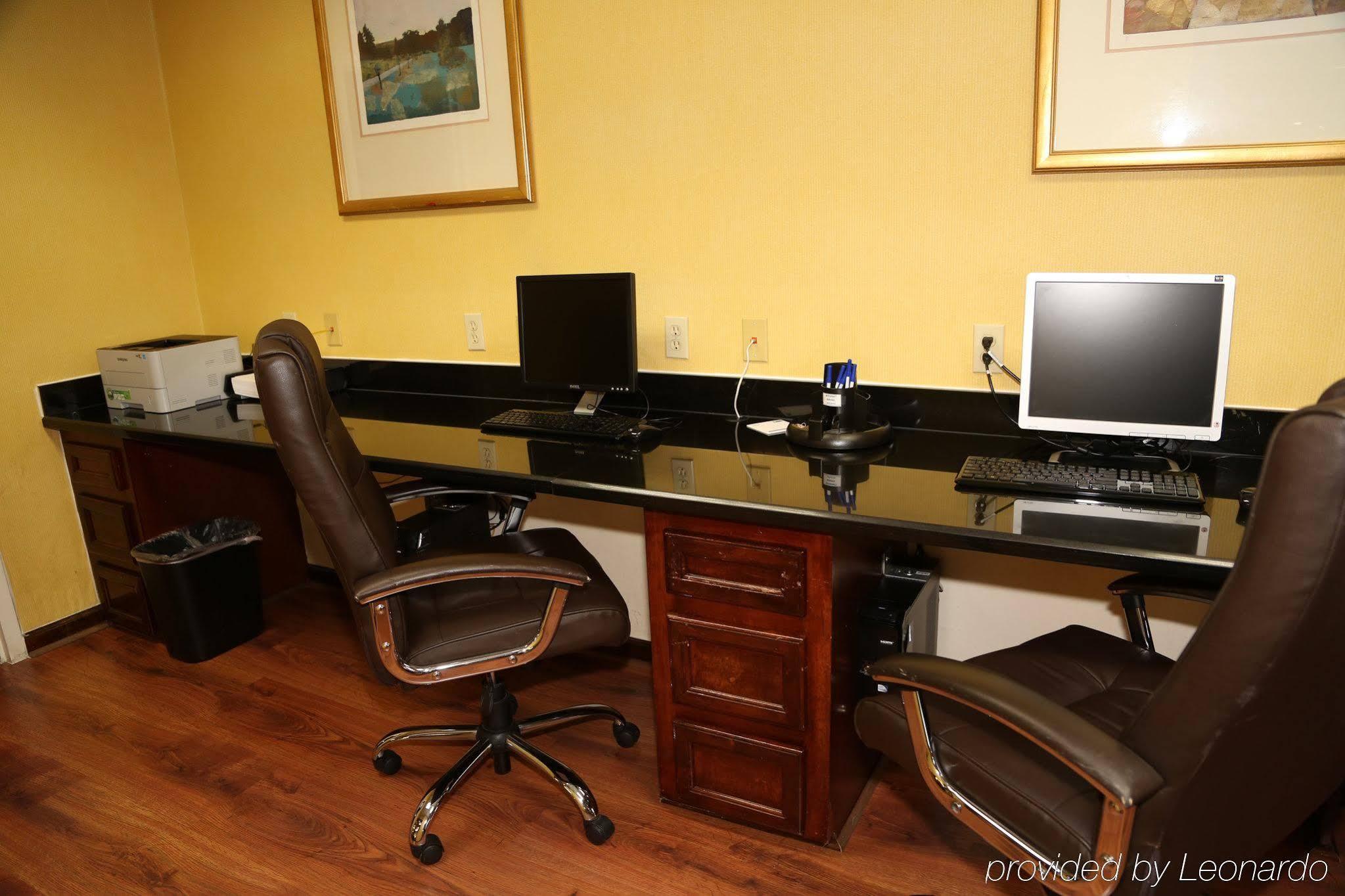 Comfort Inn & Suites Houston I-10 West Energy Corridor Екстериор снимка