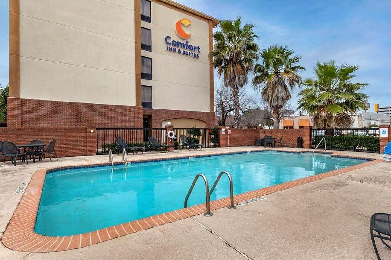 Comfort Inn & Suites Houston I-10 West Energy Corridor Екстериор снимка