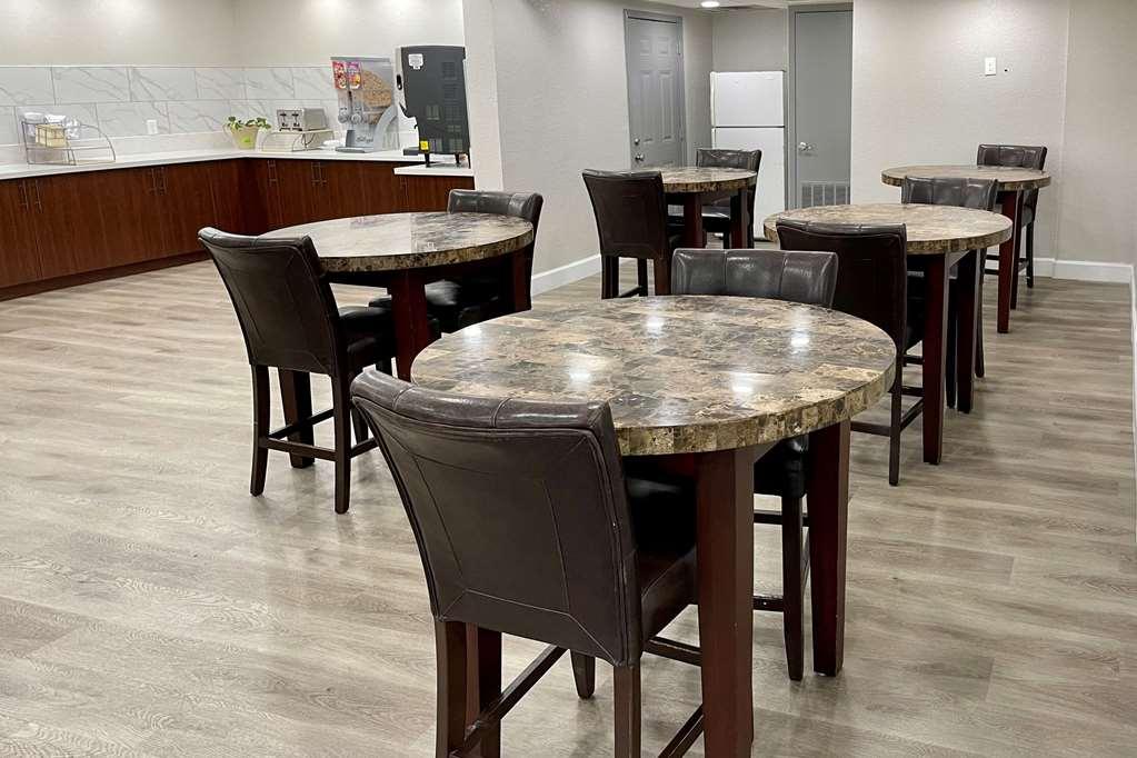 Comfort Inn & Suites Houston I-10 West Energy Corridor Ресторант снимка