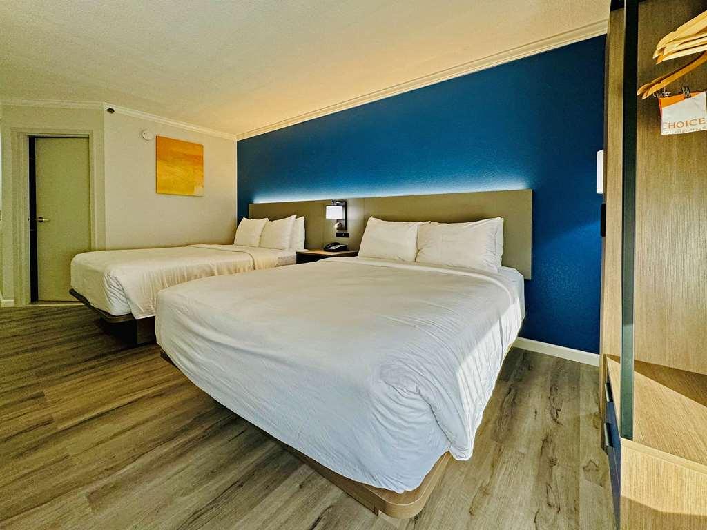 Comfort Inn & Suites Houston I-10 West Energy Corridor Стая снимка